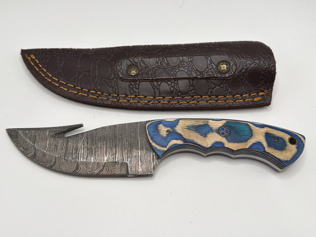 Damascus Style Gut Hook Knife