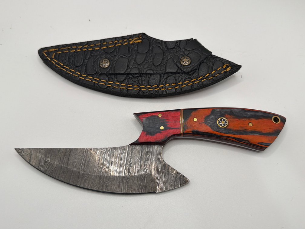 Damascus Style Knife