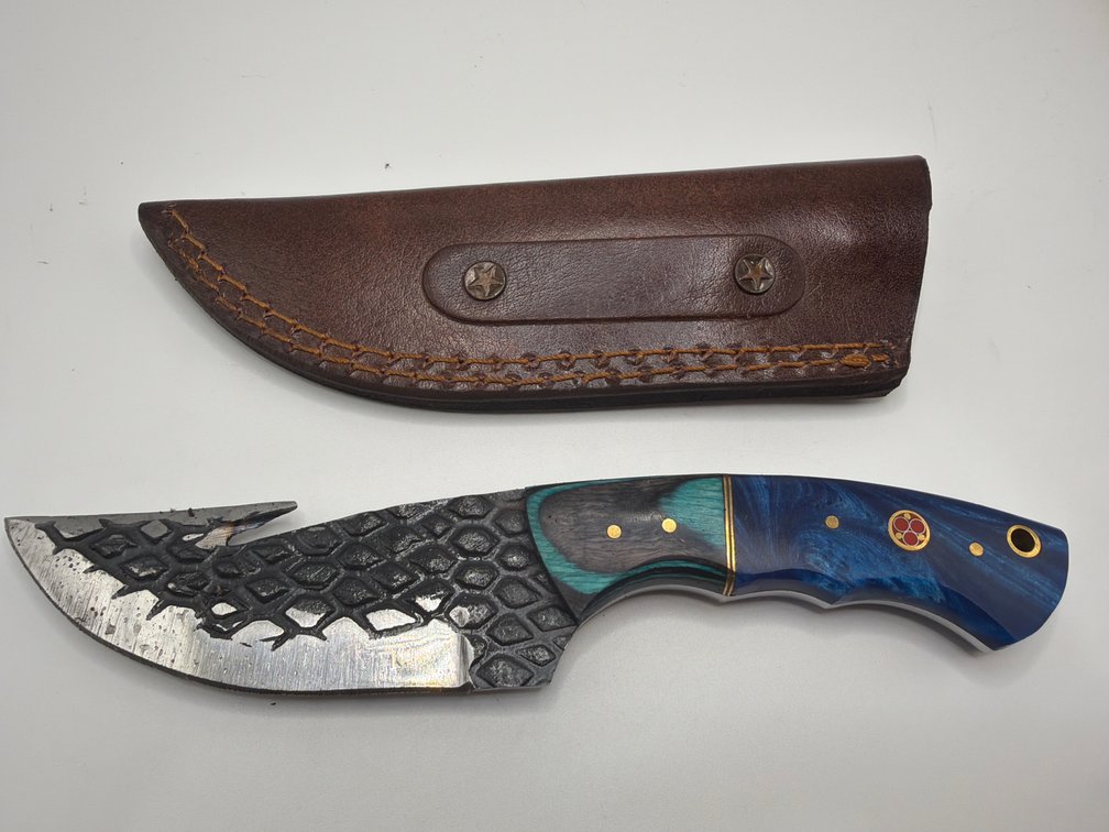Damascus Style Steal Gut Hook Knife