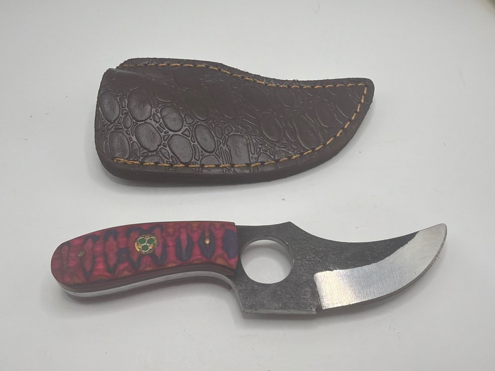 Damascus Style Skinner Knife
