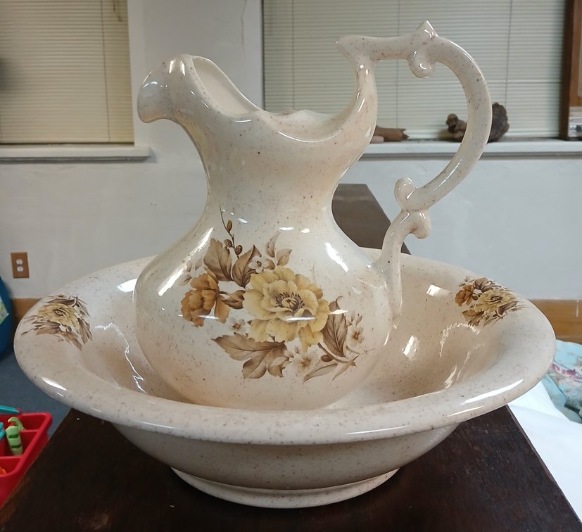 Water Pitcher & Basin