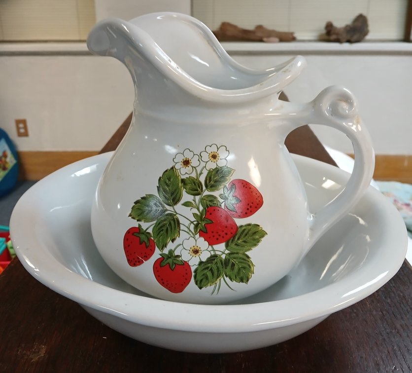 Water Pitcher & Basin
