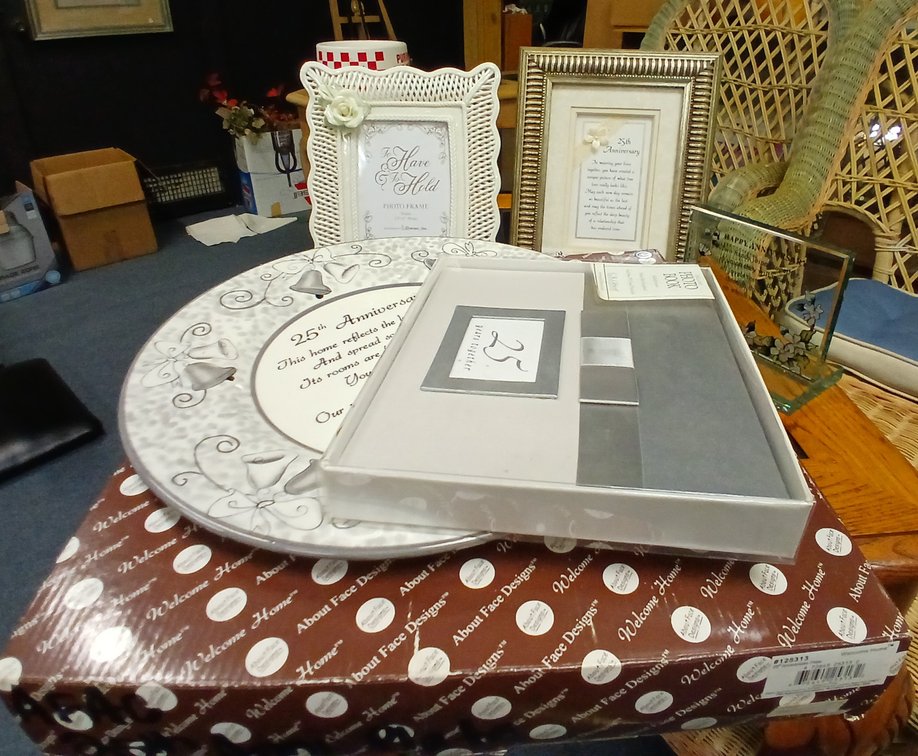 25th Anniversary Gift Set