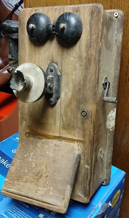 Antique Telephone w/ Electrical Fish Caller Inside
