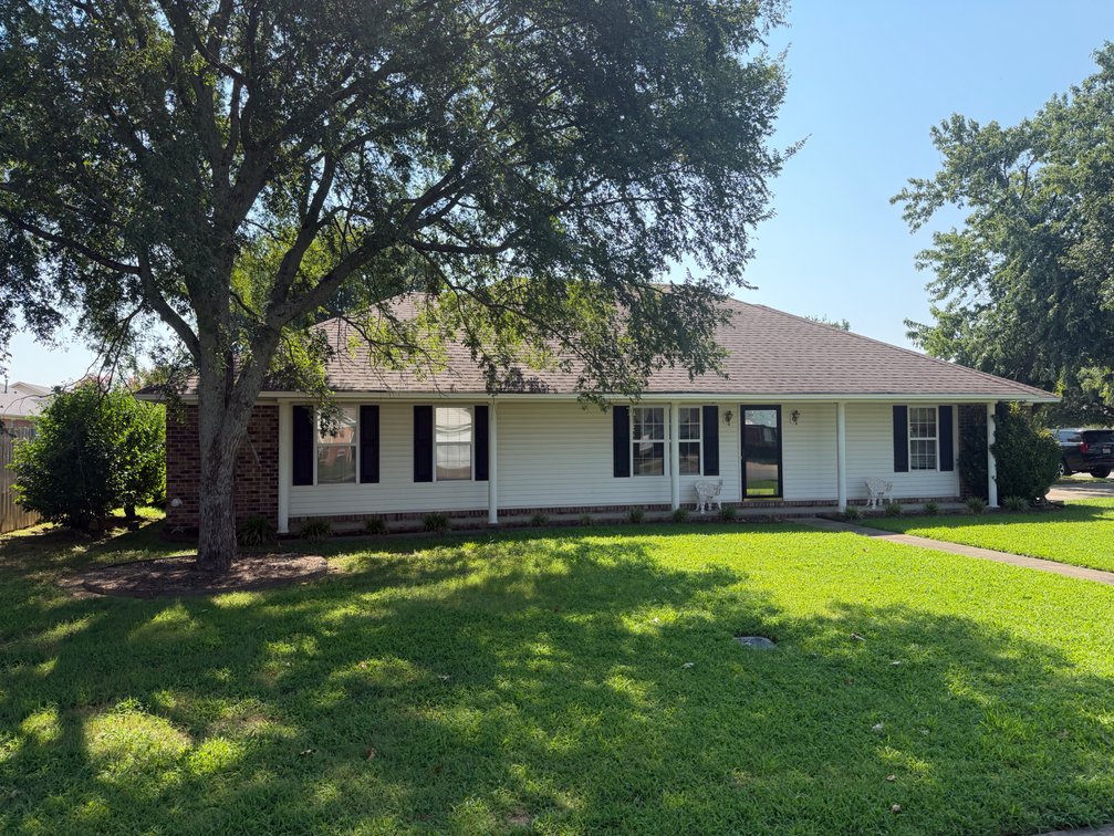 Image for Real Estate Auction - 406 Village Dr., Searcy, AR