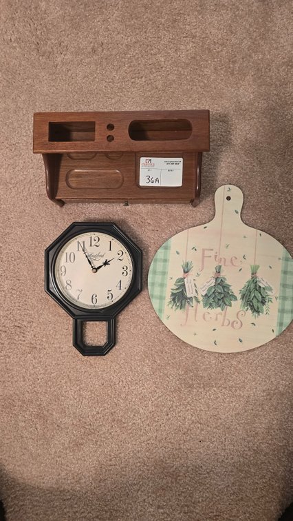 Wall Clock & Cutting Board