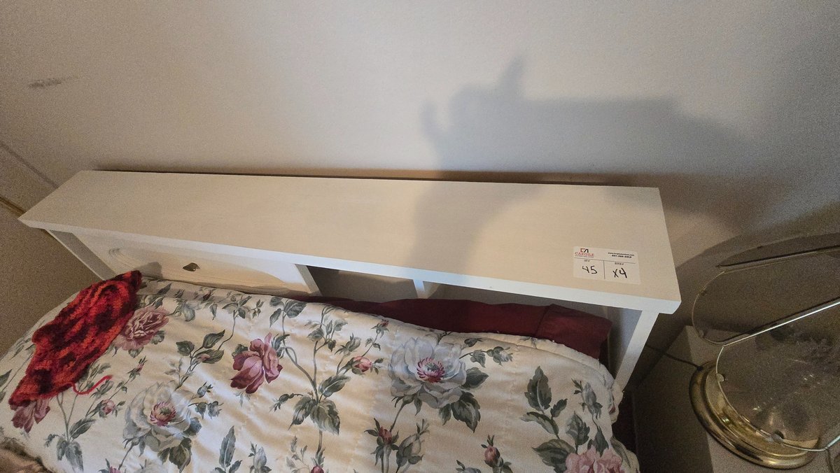 Bedroom Set (  queen  size )