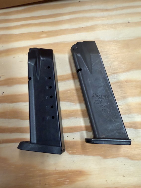 Smith & Wesson Mag & Sig P226 Mag