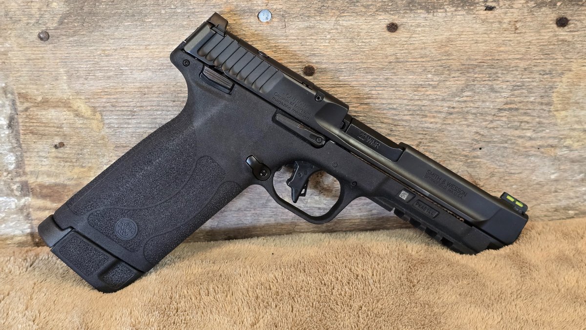 Smith & Wesson - M&P 22 Magnum - .22 WMR