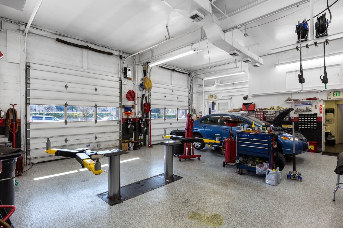 Image for Recently Remodeled Commercial Building (