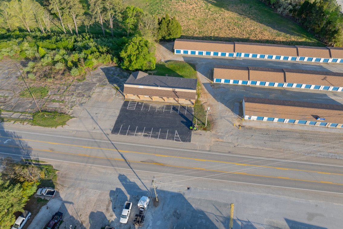 Image for Well Maintained Fully Leased Commercial Multi-Tenant Office Building in South Hill, VA--ONLINE ONLY BIDDING!!