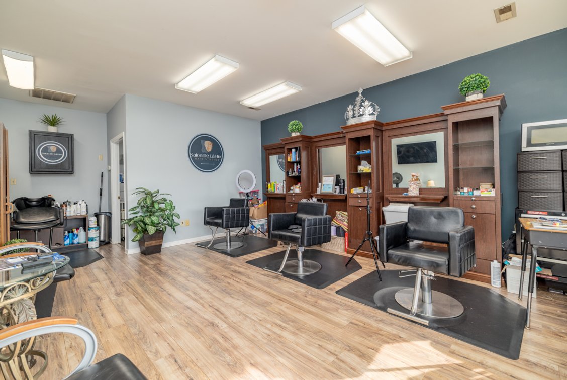 Image for Well Maintained Fully Leased Commercial Multi-Tenant Office Building in South Hill, VA--ONLINE ONLY BIDDING!!
