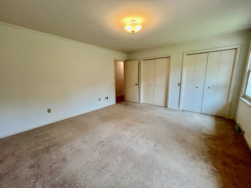 Image for 3 BR/2 BA Brick Home w/Walk-Out Basement on 5 +/- Acres in Madison County, VA--SELLING to the HIGHEST BIDDER!!
