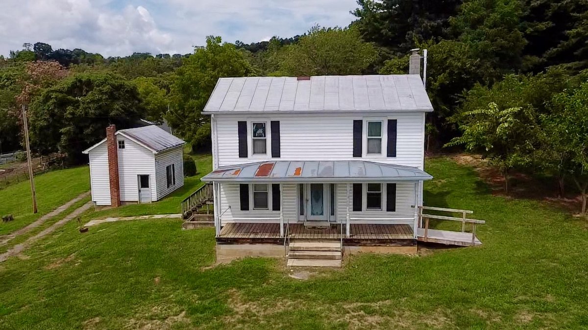 Image for 39.25 +/- Acres w/3 BR Farm House, 2 Poultry Houses, Loafing Shed & Litter Storage Shed--Rockingham County, VA