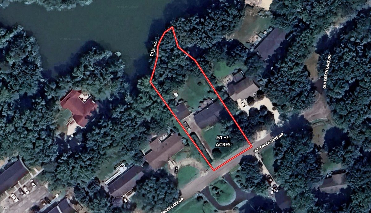 Image for 3 BR/2 BA Lake Front Home w/Detached Garage/Shop on .5 +/- Acre Lot in the Old Creek Neighborhood of Tappahannock, VA--ONLINE ONLY BIDDING!!