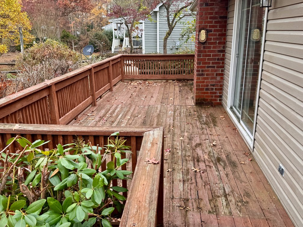 Image for 3 BR/2 BA Lake Front Home w/Detached Garage/Shop on .5 +/- Acre Lot in the Old Creek Neighborhood of Tappahannock, VA--ONLINE ONLY BIDDING!!