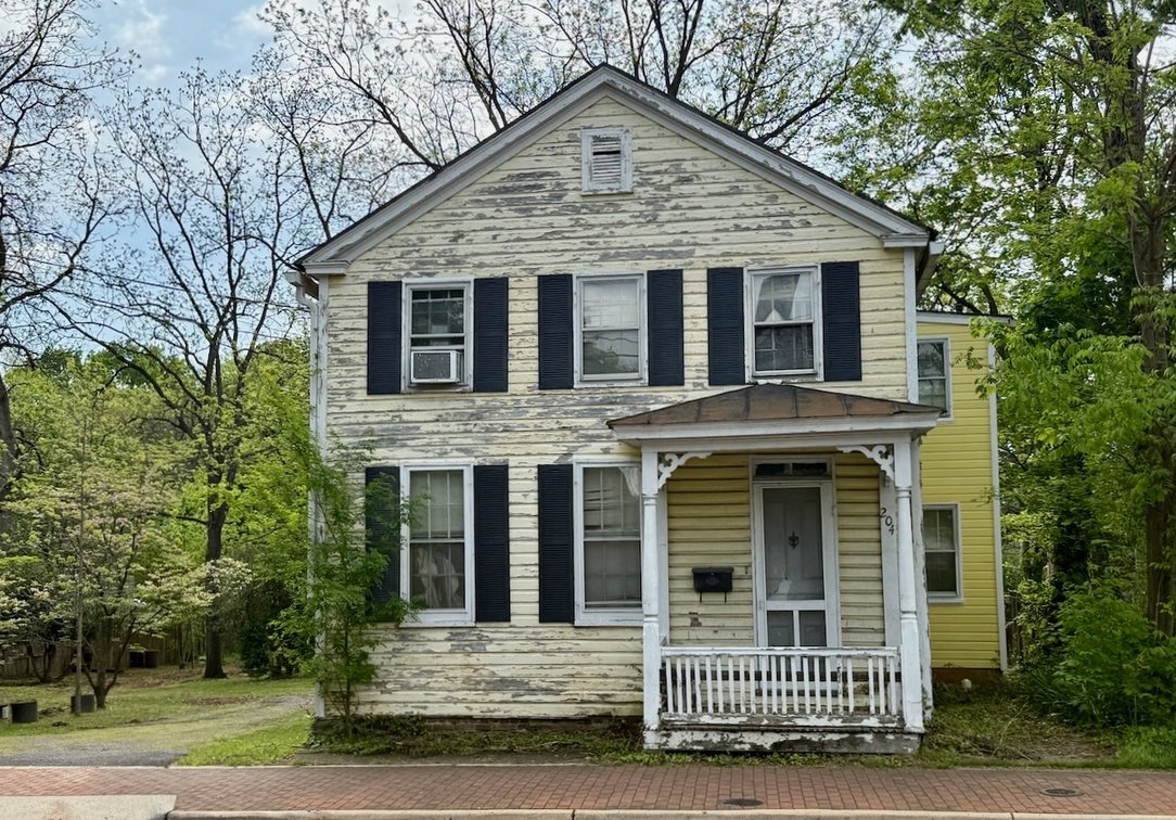 Image for 3 BR/1 BA Home & 3 BR/2 BA Home on .70 +/- Acre North King St. Double Lot in Historic Downtown Leesburg, VA--SELLING to the HIGHEST BIDDER!!