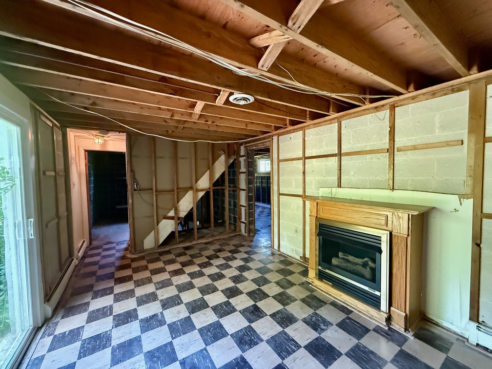 Image for 3 BR/1.5 BA Home w/Basement on Cul-de-Sac Lot Minutes From Rt.1 & I-95 in Prince William County, VA--ONLINE ONLY BIDDING!!