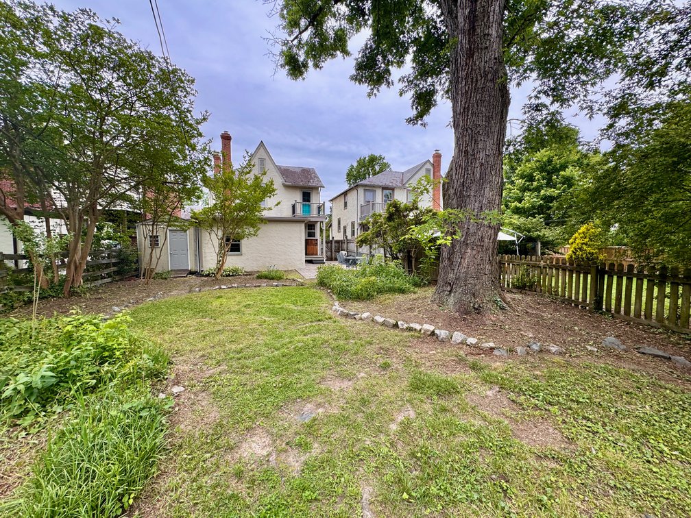 Image for 3 BR/1 BA Home w/Spacious Fenced Back Yard in the Bellevue Neighborhood of Downtown Richmond, VA--ONLINE ONLY BIDDING!!