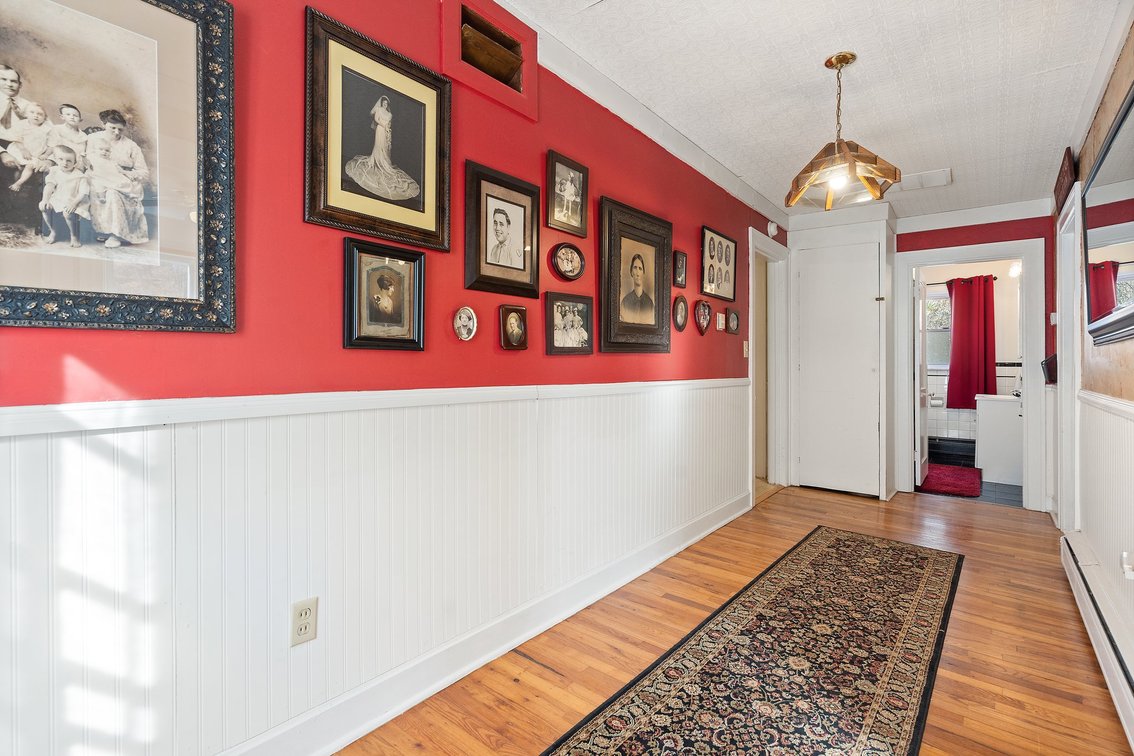 Image for Commercial Building/Restaurant & 3 BR/3 BA Stone Home w/550' +/- of road frontage on 2.8 +/- Acres in the Shenandoah Valley/Augusta County, VA--SELLING to the HIGHEST BIDDER!!