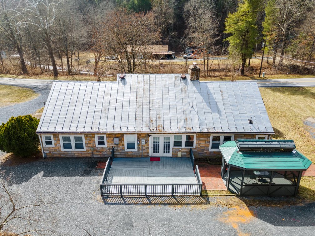 Image for Commercial Building/Restaurant & 3 BR/3 BA Stone Home w/550' +/- of road frontage on 2.8 +/- Acres in the Shenandoah Valley/Augusta County, VA--SELLING to the HIGHEST BIDDER!!
