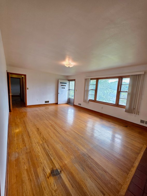 Image for 2 BR/2 BA Brick Home w/Full Basement on 1 +/- Acre Lot in the Cloverdale Area of Roanoke, VA--ONLINE ONLY BIDDING!!