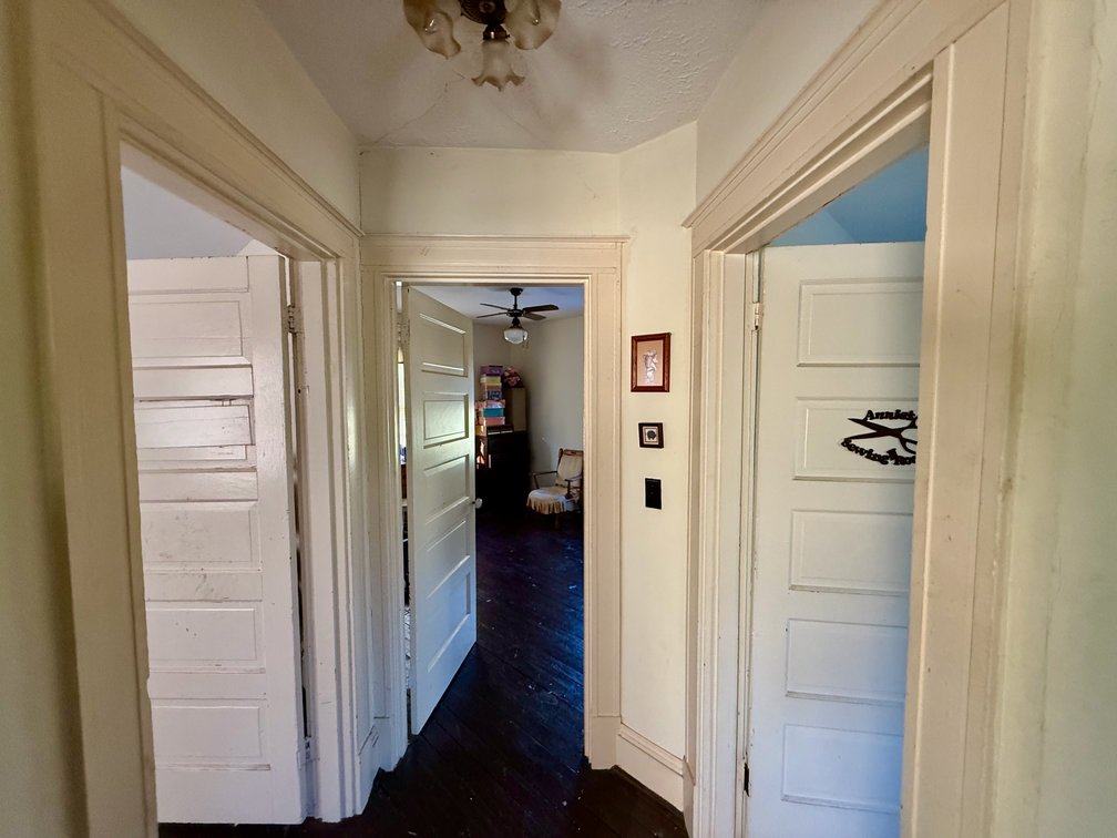 Image for 5 BR/2 BA Home on 1 +/- Acre Lot in The Town of Gordonsville, VA--ONLINE ONLY BIDDING!!
