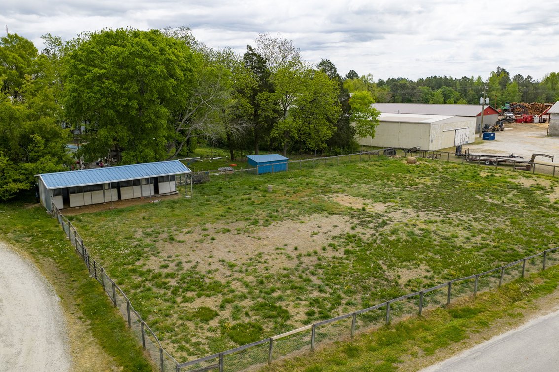 Image for 4,125 +/ sf. Commercial Building on 1.25 +/- Acres w/Frontage on Two Roads in Lunenburg County, VA--ONLINE ONLY BIDDING!!