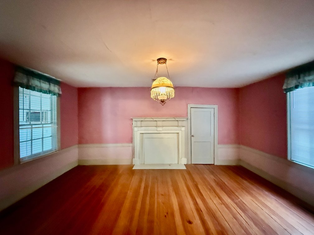 Image for 3 BR/2 BA Home (circa 1829) w/Business Zoning on Main Street in Downtown Madison, VA--SELLING to the HIGHEST BIDDER via ONLINE ONLY BIDDING!!