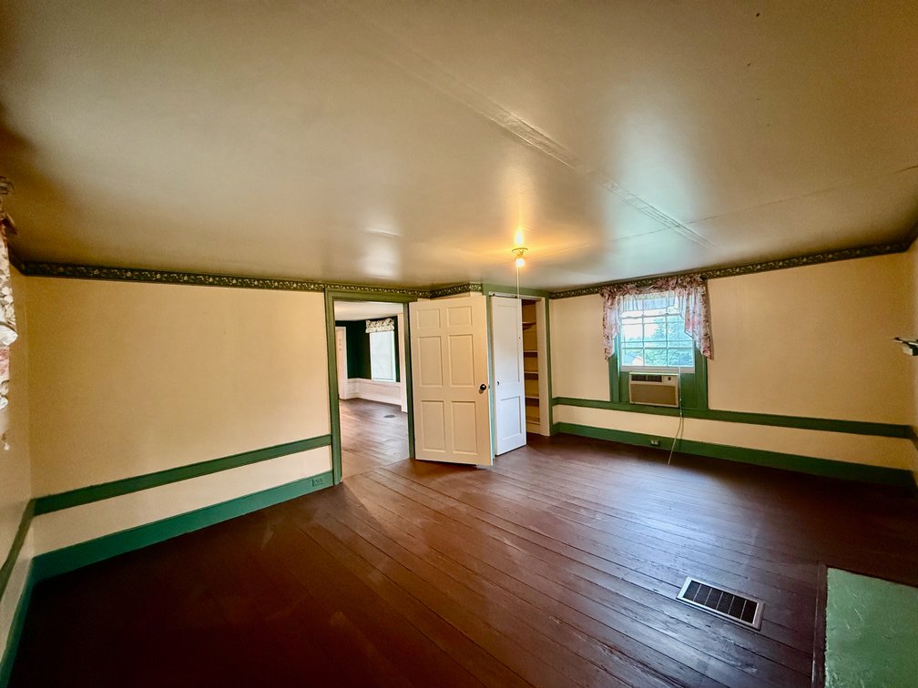 Image for 3 BR/2 BA Home (circa 1829) w/Business Zoning on Main Street in Downtown Madison, VA--SELLING to the HIGHEST BIDDER via ONLINE ONLY BIDDING!!