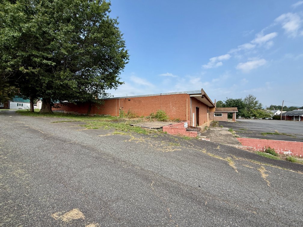 Image for 18,000+ sf. Commercial Building w/Open Floor Plan, Asphalt Parking Lot & Loading Dock on 1.9 +/- Acres in Downtown Madison, VA--ONLINE ONLY BIDDING!!