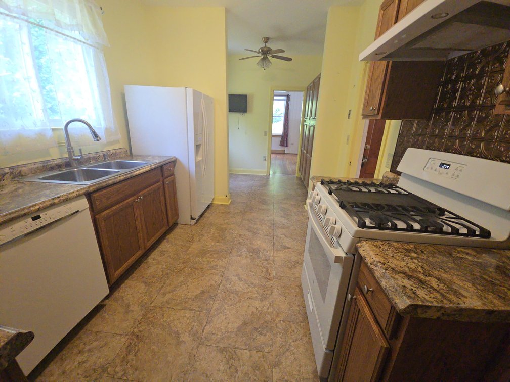 Image for 3 BR/1.5 BA Home w/Walk-Out Basement on 2.15 +/- Acres in Louisa County, VA--ONLINE ONLY BIDDING!!