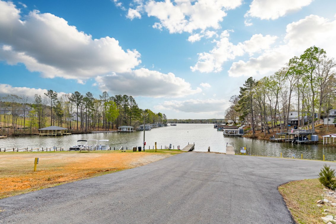 Image for 3 BR/2 BA Doublewide Home on Double Lot in Gated Amenity-Filled Lake Gaston Community--ONLINE ONLY BIDDING!!