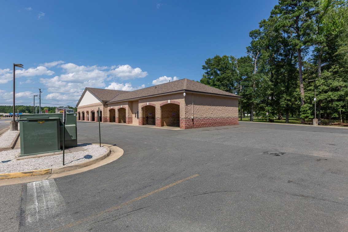 Image for High-Visibility Car Wash on King George County's Primary Commercial Corridor--ONLINE ONLY BIDDING!!