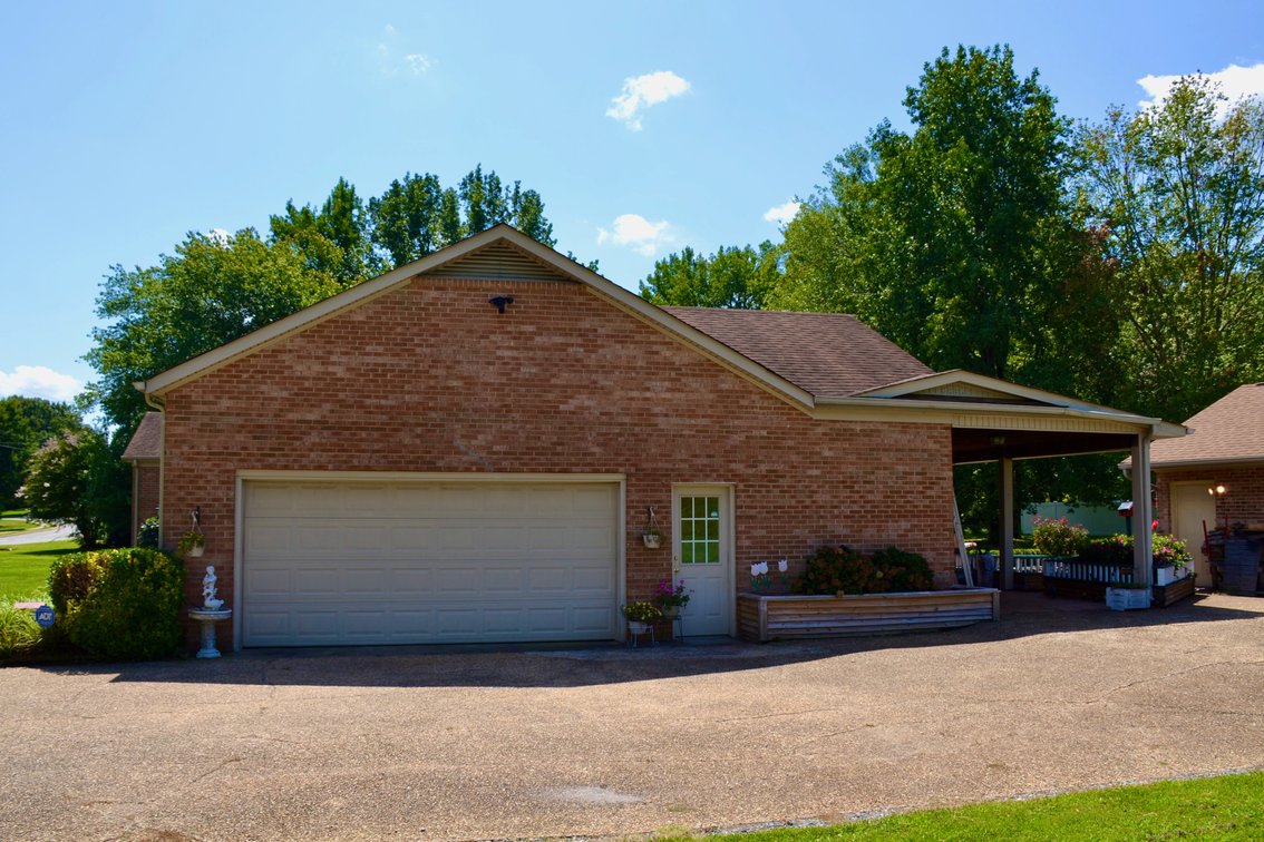 Image for 3 BR/3.5 BA Brick Single-Level Home w/Brick Shop/Garage & Storage Building on .97 +/- Acres in Spotsylvania County, VA--SELLING to the HIGHEST BIDDER!!