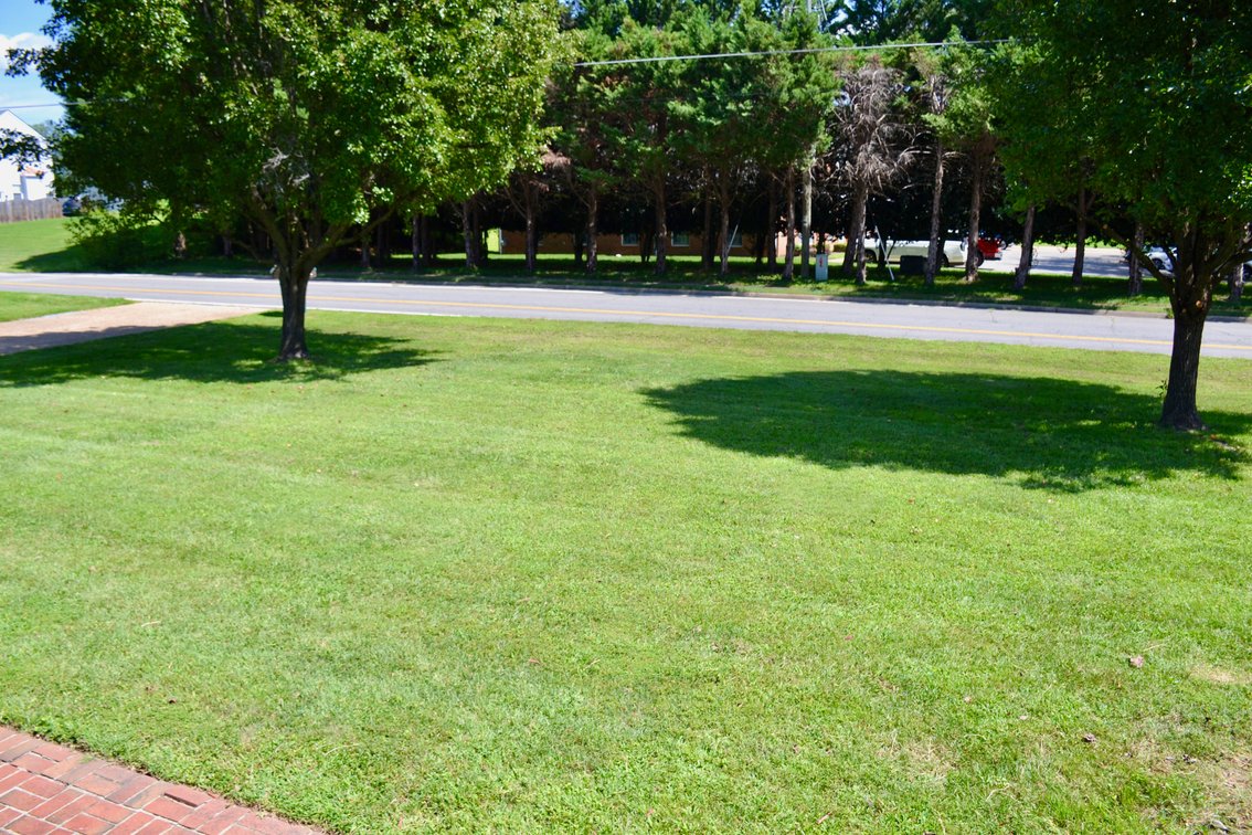 Image for 3 BR/3.5 BA Brick Single-Level Home w/Brick Shop/Garage & Storage Building on .97 +/- Acres in Spotsylvania County, VA--SELLING to the HIGHEST BIDDER!!