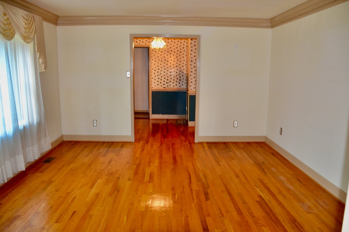 Image for 3 BR/3.5 BA Brick Single-Level Home w/Brick Shop/Garage & Storage Building on .97 +/- Acres in Spotsylvania County, VA--SELLING to the HIGHEST BIDDER!!