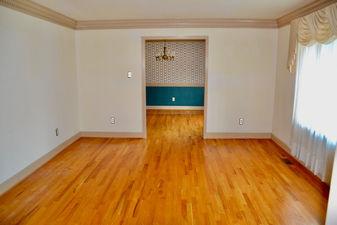 Image for 3 BR/3.5 BA Brick Single-Level Home w/Brick Shop/Garage & Storage Building on .97 +/- Acres in Spotsylvania County, VA--SELLING to the HIGHEST BIDDER!!