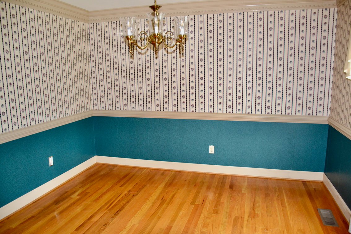 Image for 3 BR/3.5 BA Brick Single-Level Home w/Brick Shop/Garage & Storage Building on .97 +/- Acres in Spotsylvania County, VA--SELLING to the HIGHEST BIDDER!!