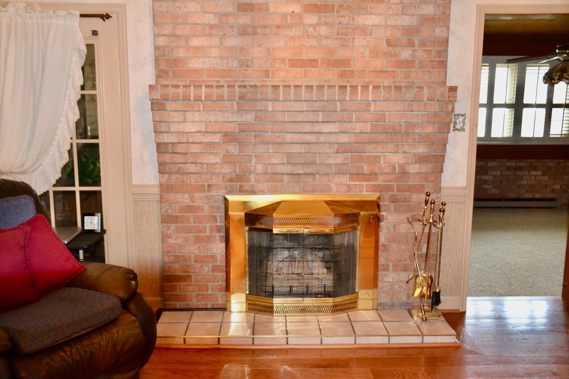 Image for 3 BR/3.5 BA Brick Single-Level Home w/Brick Shop/Garage & Storage Building on .97 +/- Acres in Spotsylvania County, VA--SELLING to the HIGHEST BIDDER!!