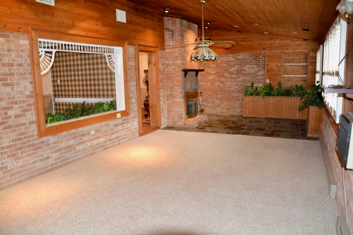 Image for 3 BR/3.5 BA Brick Single-Level Home w/Brick Shop/Garage & Storage Building on .97 +/- Acres in Spotsylvania County, VA--SELLING to the HIGHEST BIDDER!!
