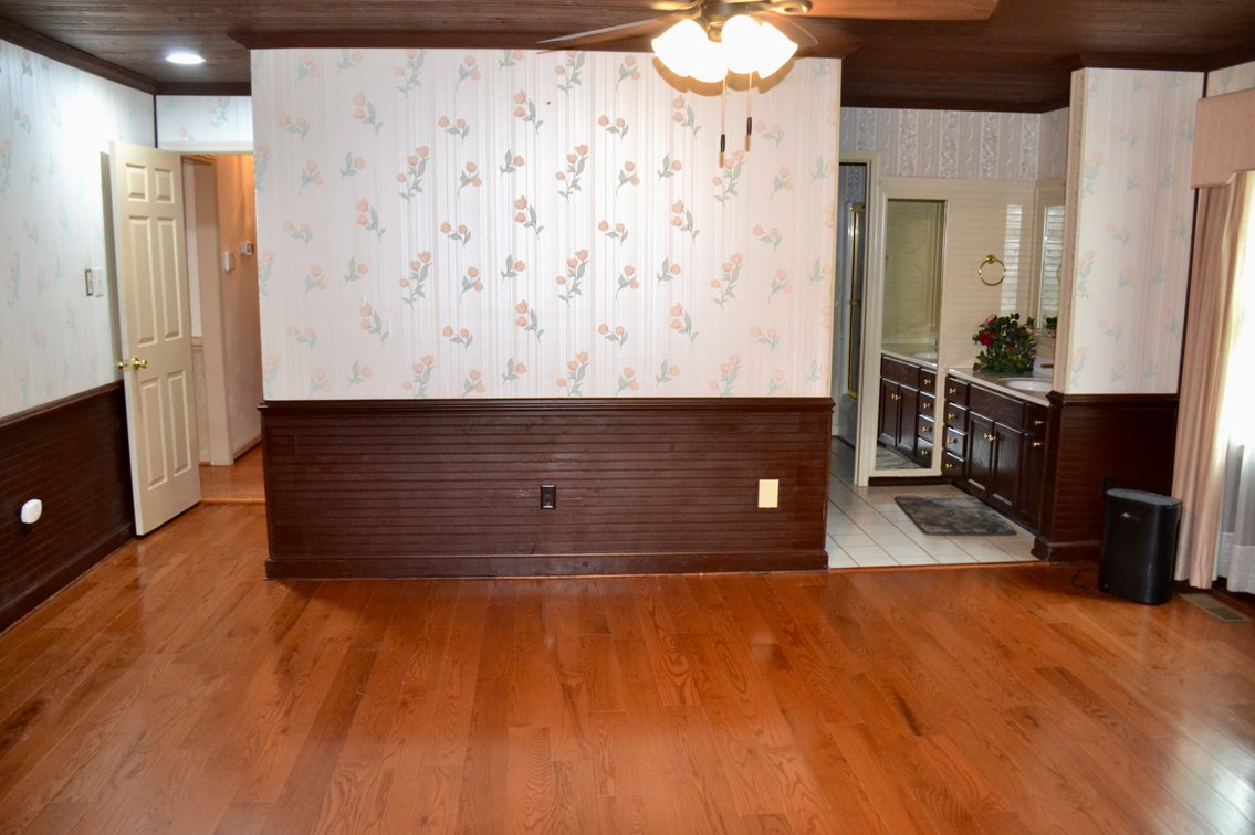 Image for 3 BR/3.5 BA Brick Single-Level Home w/Brick Shop/Garage & Storage Building on .97 +/- Acres in Spotsylvania County, VA--SELLING to the HIGHEST BIDDER!!