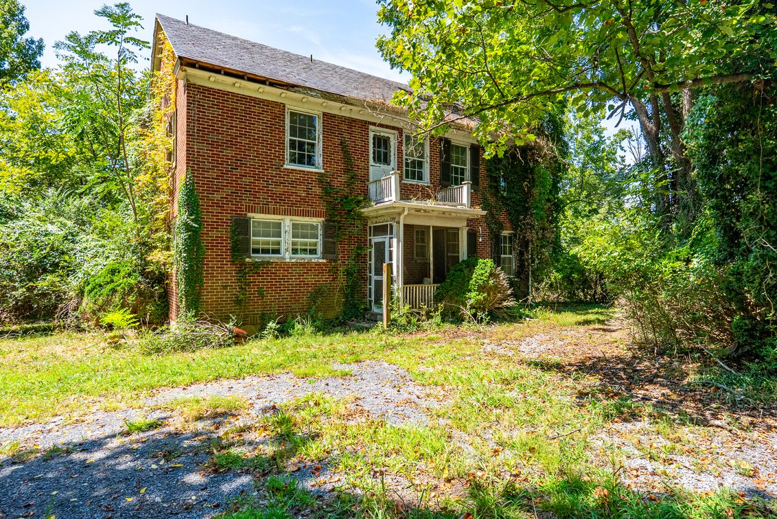 Image for Valuable 3.12 +/- Acre Corner Parcel w/4 BR Brick Home, Frontage on Rt. 460 & Sunburst Rd. Southeast of Lynchburg, VA--Campbell County