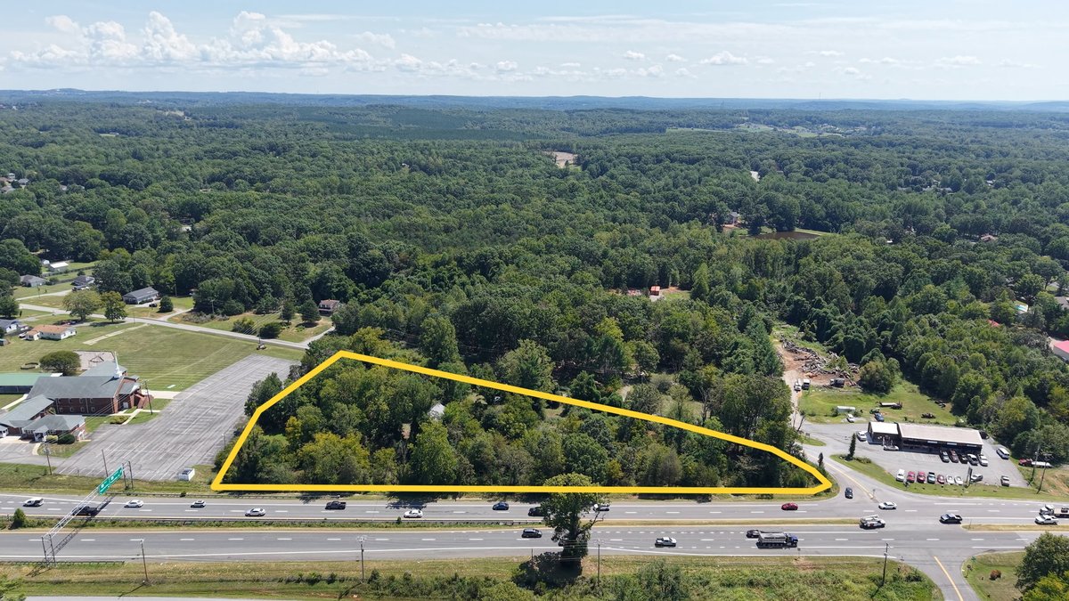 Image for Valuable 3.12 +/- Acre Corner Parcel w/4 BR Brick Home, Frontage on Rt. 460 & Sunburst Rd. Southeast of Lynchburg, VA--Campbell County