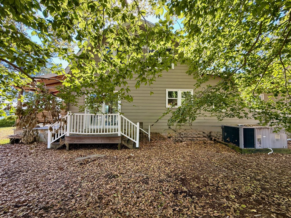 Image for 2 Waterfront Homes w/2 Docks & Outbuildings on Robinson Creek in Urbanna, VA--SELLING TOGETHER FOR ONE BID!!