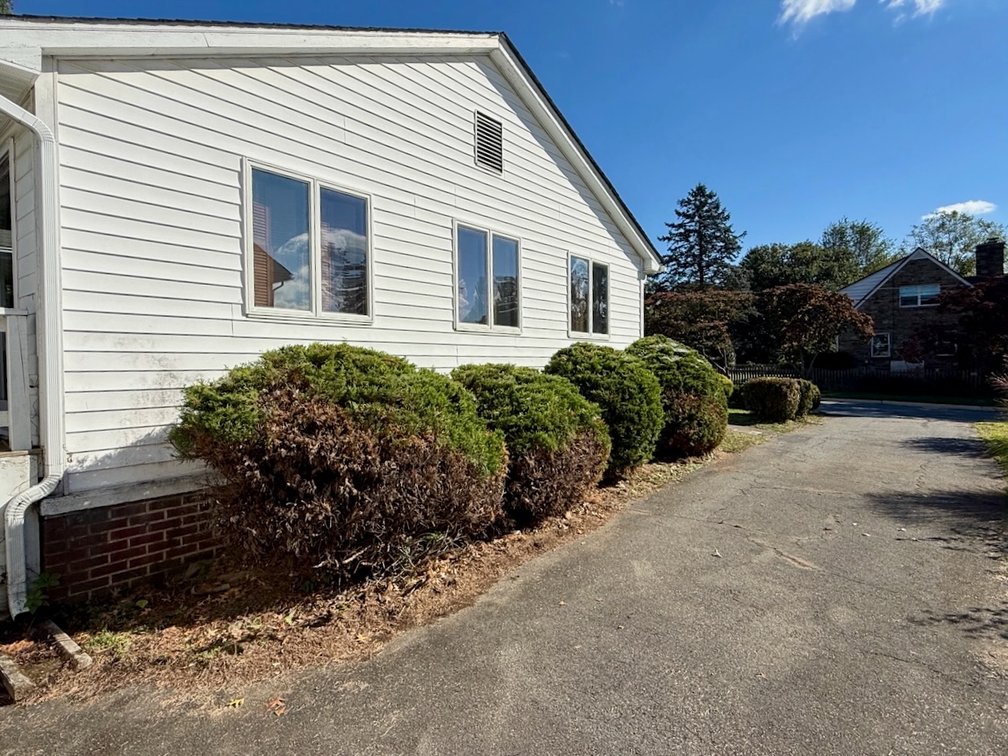 Image for 3 BR/1.5 BA Home w/Basement & Garage/Shop in the Desirable Country Club Hills Neighborhood of Purcellville, VA (Loudoun County)