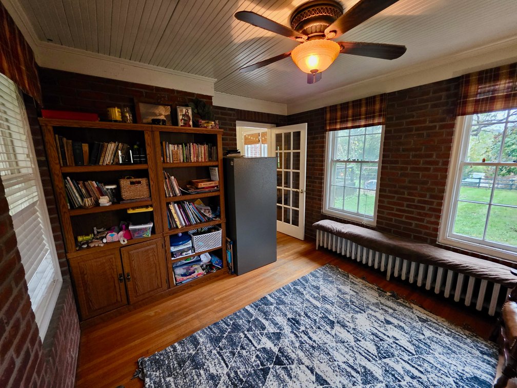 Image for 3 BR/1.5 BA Colonial Style Home on .73 +/- Acre Lot w/Partially Finished Basement & Fenced Backyard in Botetourt County, VA--ONLINE ONLY BIDDING!!