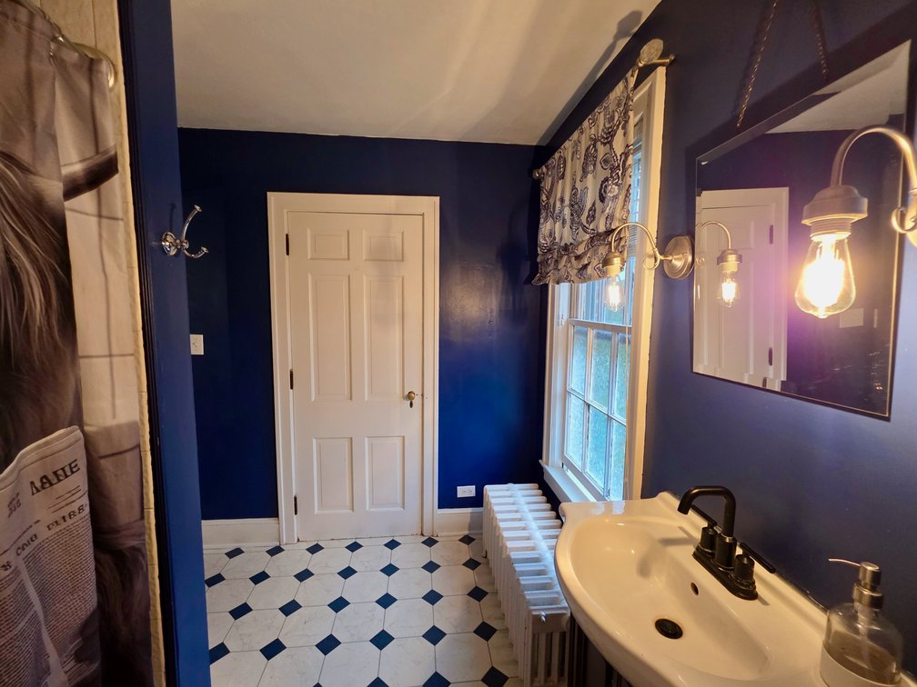 Image for 3 BR/1.5 BA Colonial Style Home on .73 +/- Acre Lot w/Partially Finished Basement & Fenced Backyard in Botetourt County, VA--ONLINE ONLY BIDDING!!