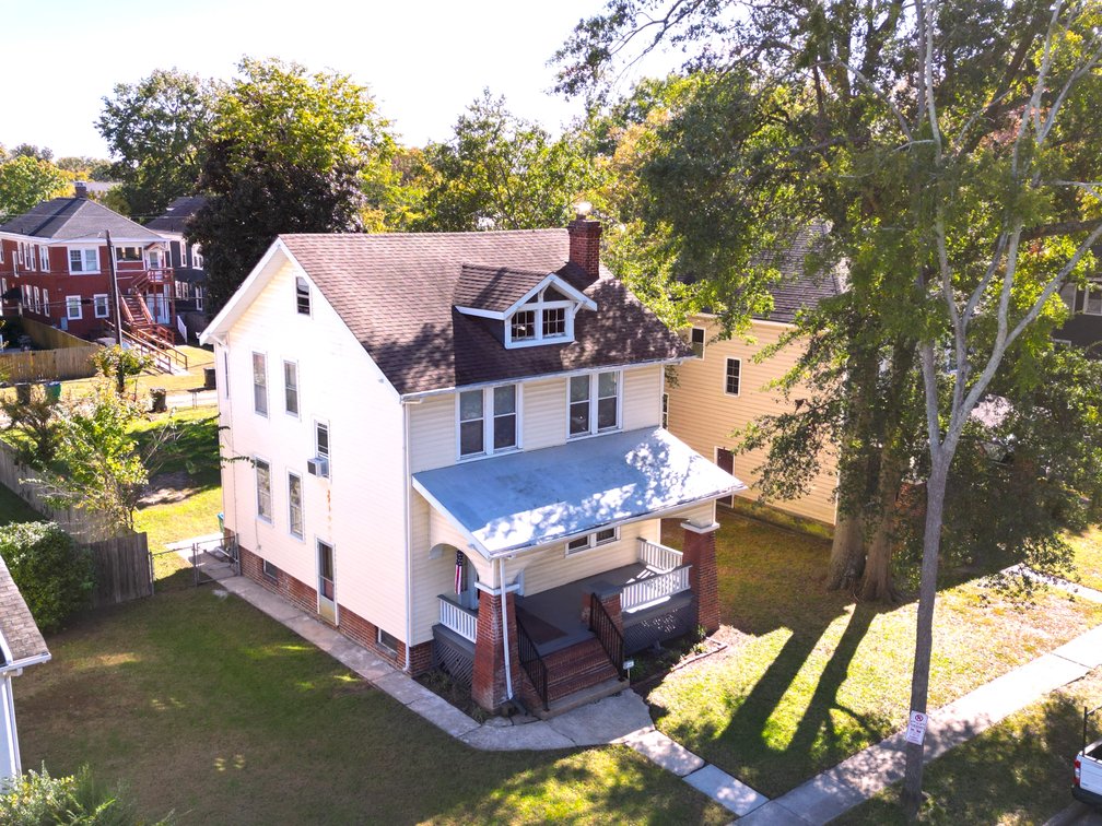 Well Maintained 4 BR/2 BA Home w/Basement, Large Backyard & Potential for Accessory Dwelling Unit Located in One of Richmond's Vibrant Northside Neighborhoods--ONLINE ONLY BIDDING!!