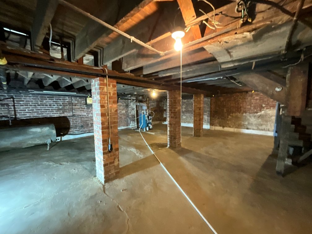 Image for Well Maintained 4 BR/2 BA Home w/Basement, Large Backyard & Potential for Accessory Dwelling Unit Located in One of Richmond's Vibrant Northside Neighborhoods--ONLINE ONLY BIDDING!!